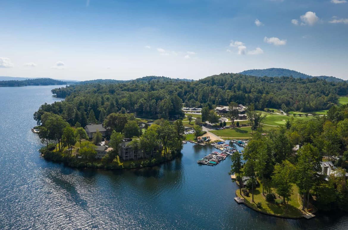 Lake Toxaway Real Estate Restaurants Golf & Things to Do