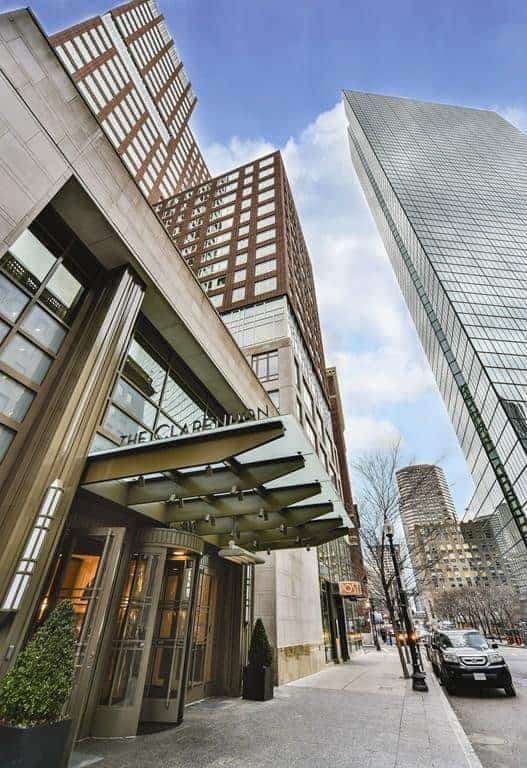 The Clarendon's canopied entrance on Clarendon Street