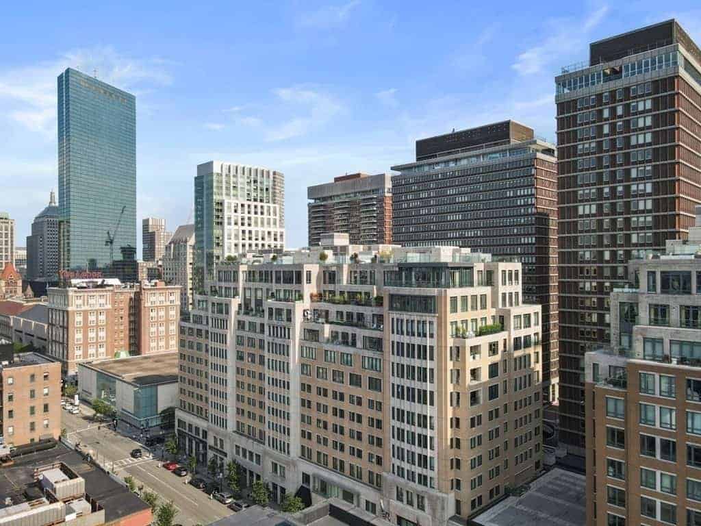 The Mandarin Oriental Residences with the Hancock Tower beyond