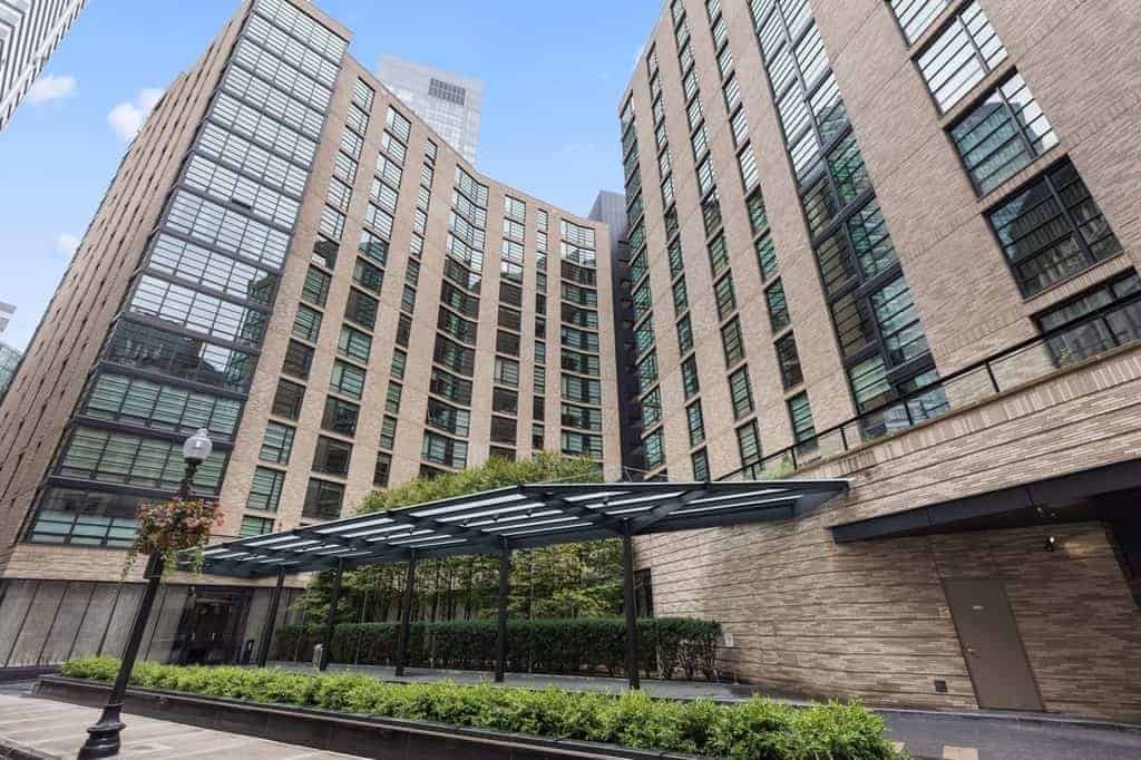 The courtyard and canopied entrance at M Place