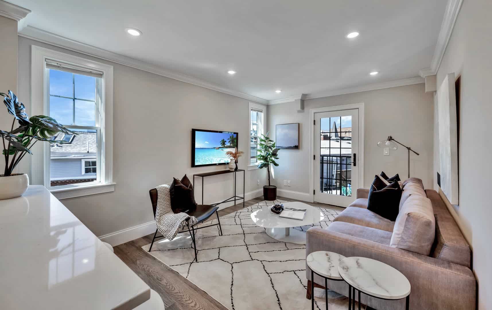 5R Trenton | East Boston Luxury Condos For Sale