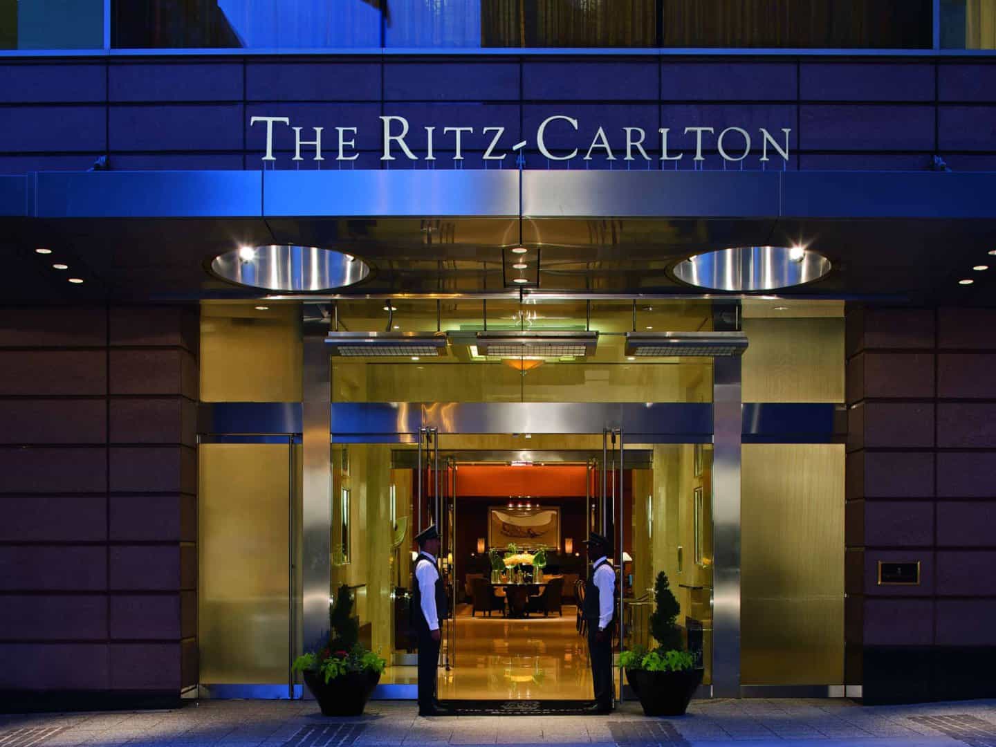 Luxury Apartments in Boston - The Ritz Carlton | Advisors Living