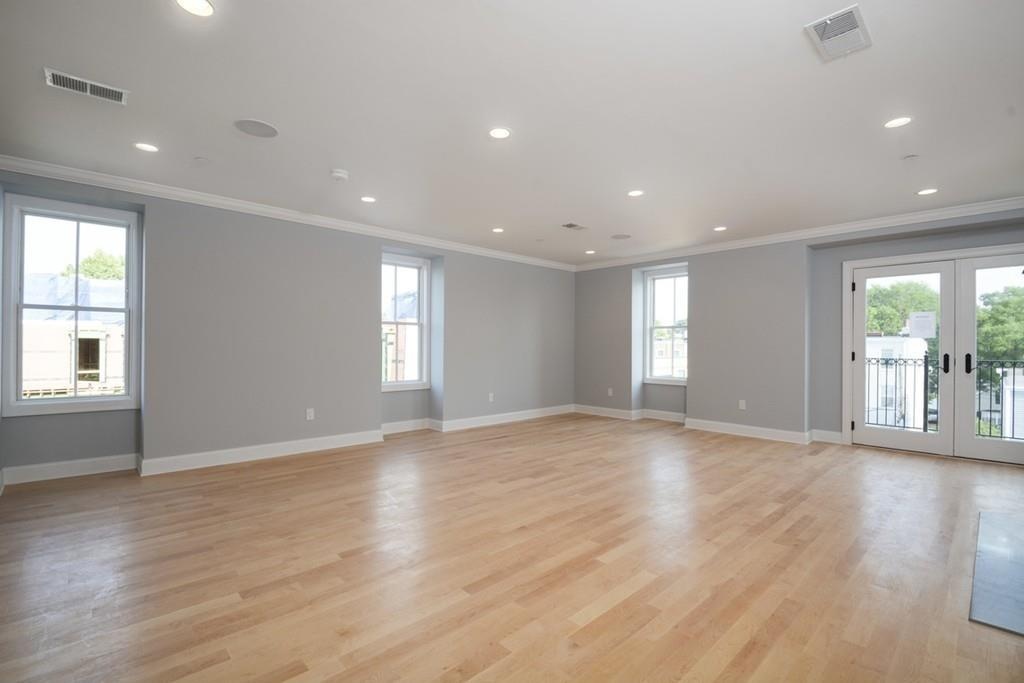 Townhouses at City Point Luxury Condos South Boston