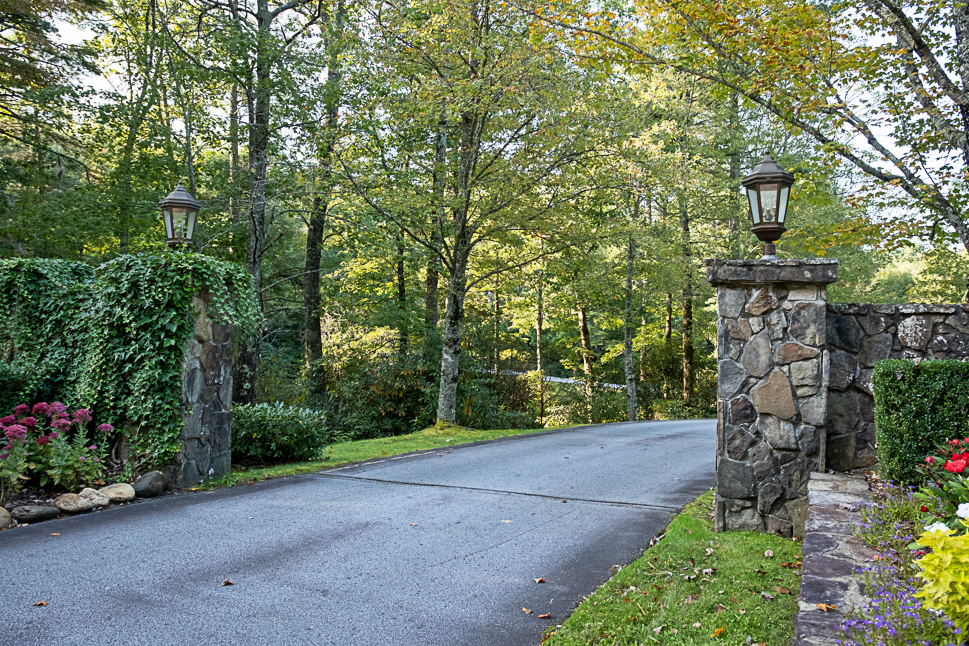 Burlingame Country Club Sapphire NC Real Estate in Burlingame