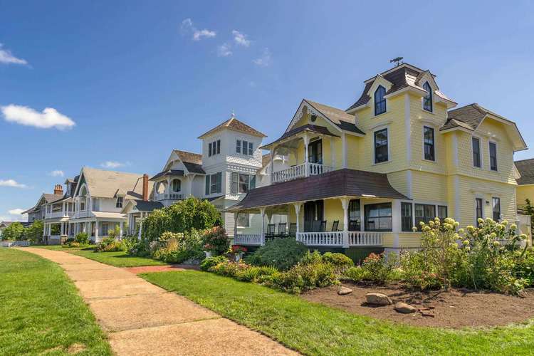 Should I Bring My Car to Martha's Vineyard?