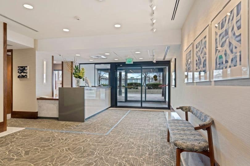 Whittier Place Condominiums Boston MA - Whittier Place lobby