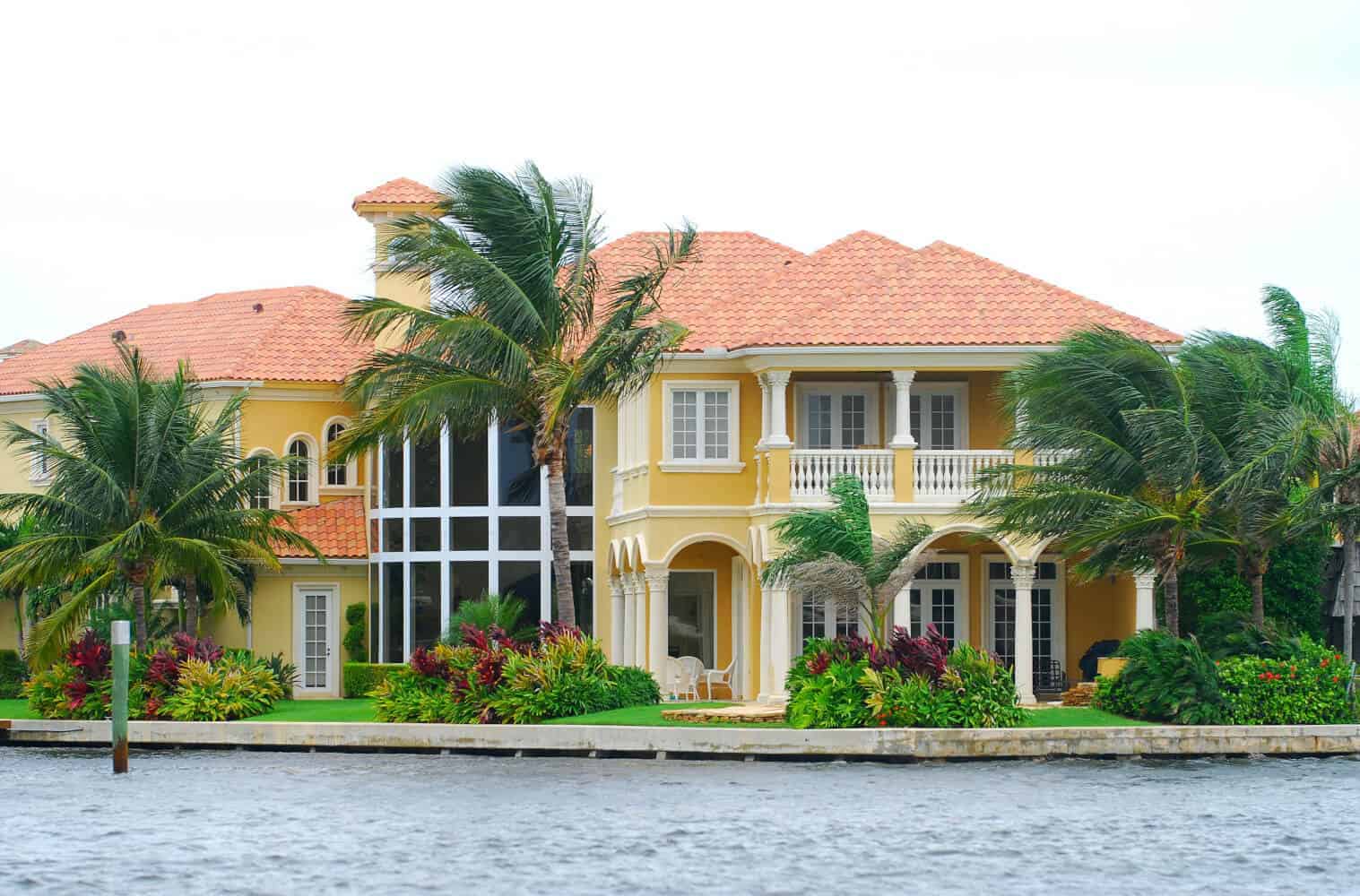 House with waterfront